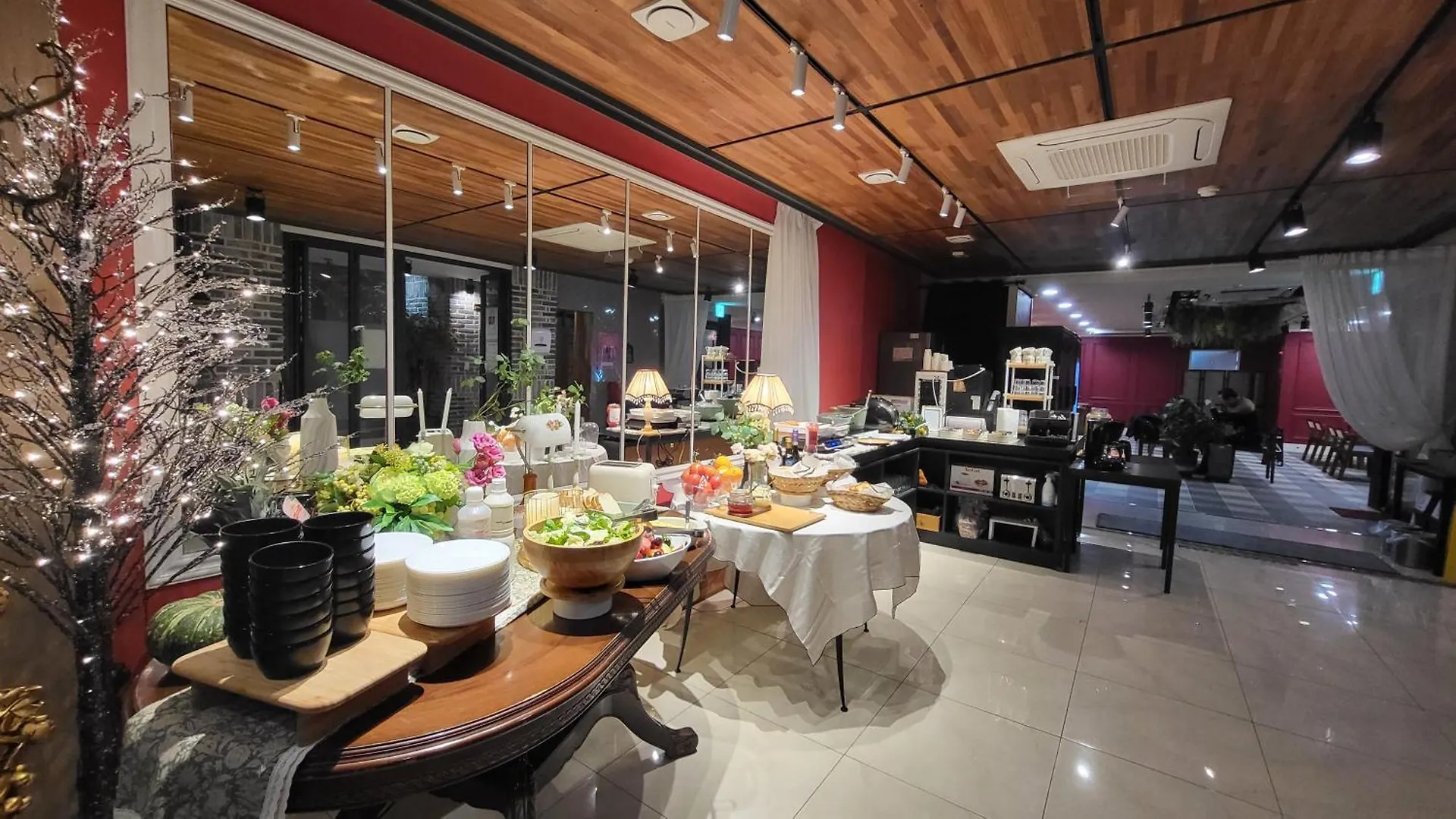 Sangju Hotel Seoul 3*,